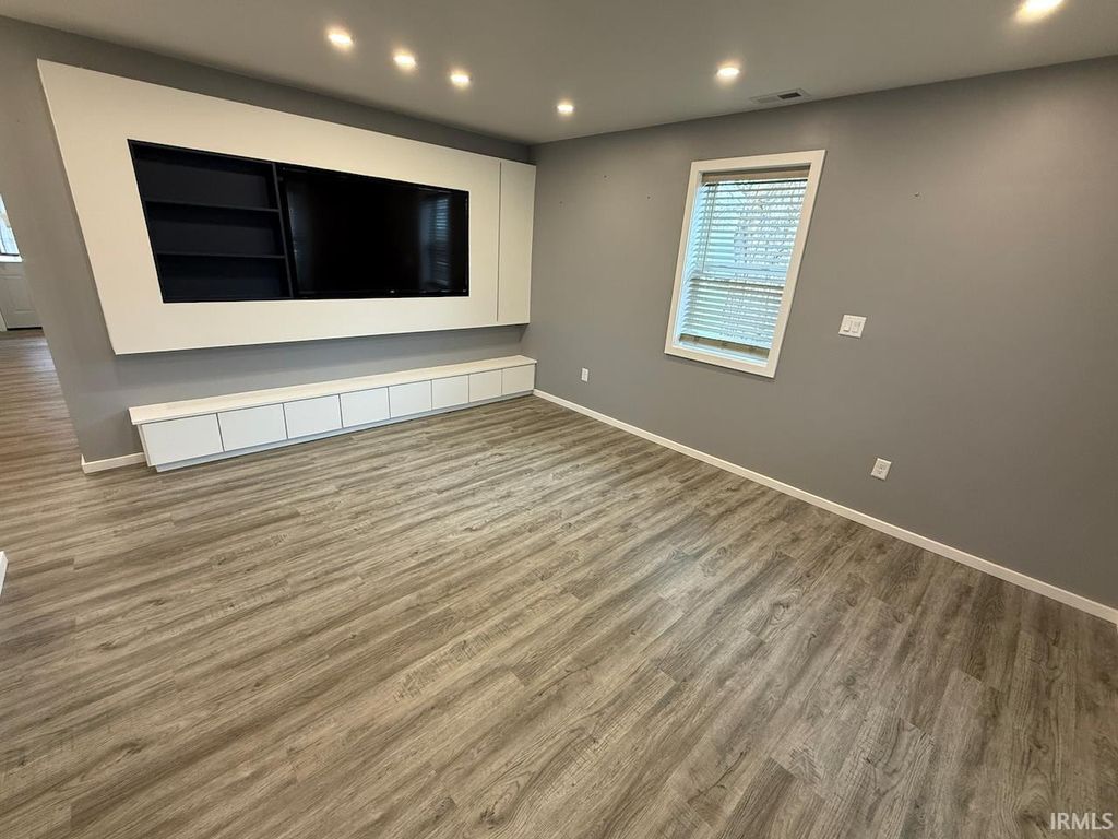 Photo of 1061 E 600 S, Fort Branch, IN 47648 (MLS # 202607652)