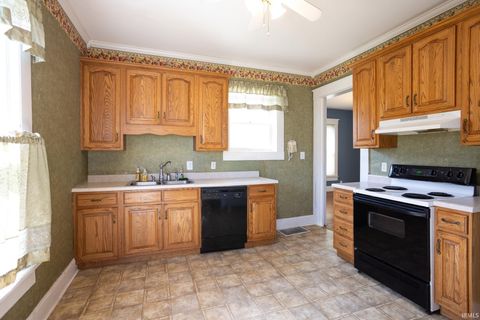 Tiny photo for 1138 M Street, Bedford, IN 47421 (MLS # 202618555)