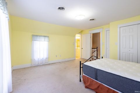 Tiny photo for 1138 M Street, Bedford, IN 47421 (MLS # 202618555)