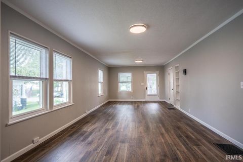 Tiny photo for 611 S Wabash Avenue, Kokomo, IN 46901 (MLS # 202622502)