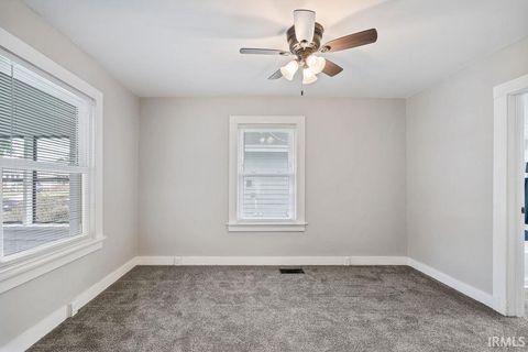 Tiny photo for 611 S Wabash Avenue, Kokomo, IN 46901 (MLS # 202622502)