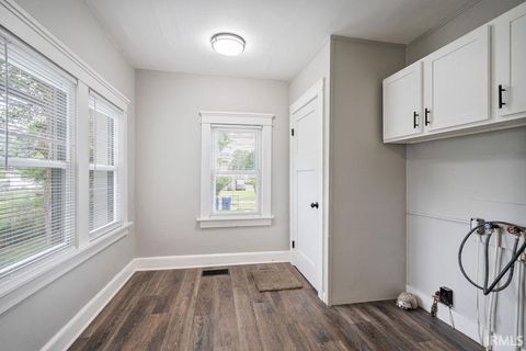 Tiny photo for 611 S Wabash Avenue, Kokomo, IN 46901 (MLS # 202622502)