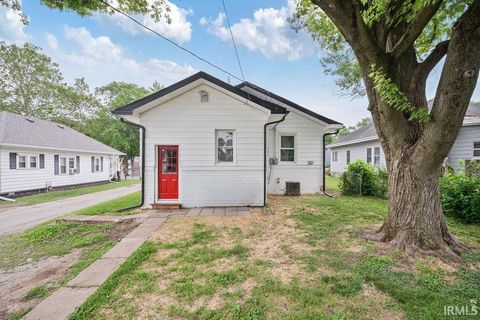 Tiny photo for 611 S Wabash Avenue, Kokomo, IN 46901 (MLS # 202622502)