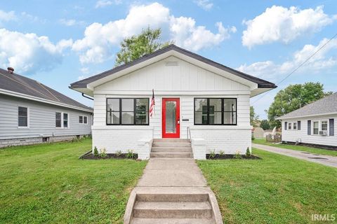 Photo of 611 S Wabash Avenue, Kokomo, IN 46901 (MLS # 202622502)