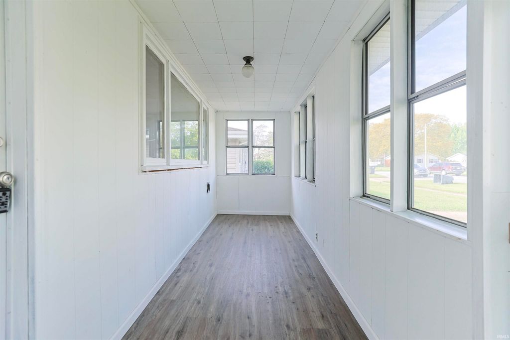 Photo of 1228 Ironwood Drive, South Bend, IN 46617 (MLS # 202617147)
