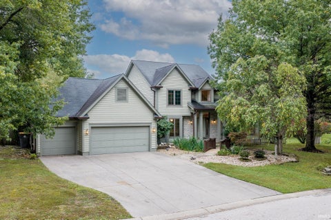 Photo of 2605 S Trotters Run, Bloomington, IN 47401 (MLS # 202641747)