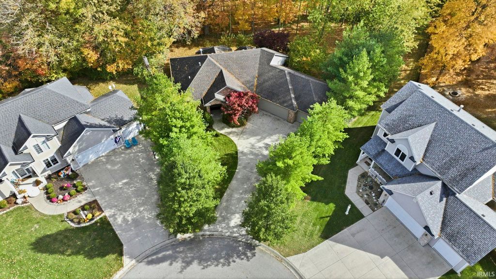 Photo of 3438 Buckeye Run, Fort Wayne, IN 46814 (MLS # 202545250)