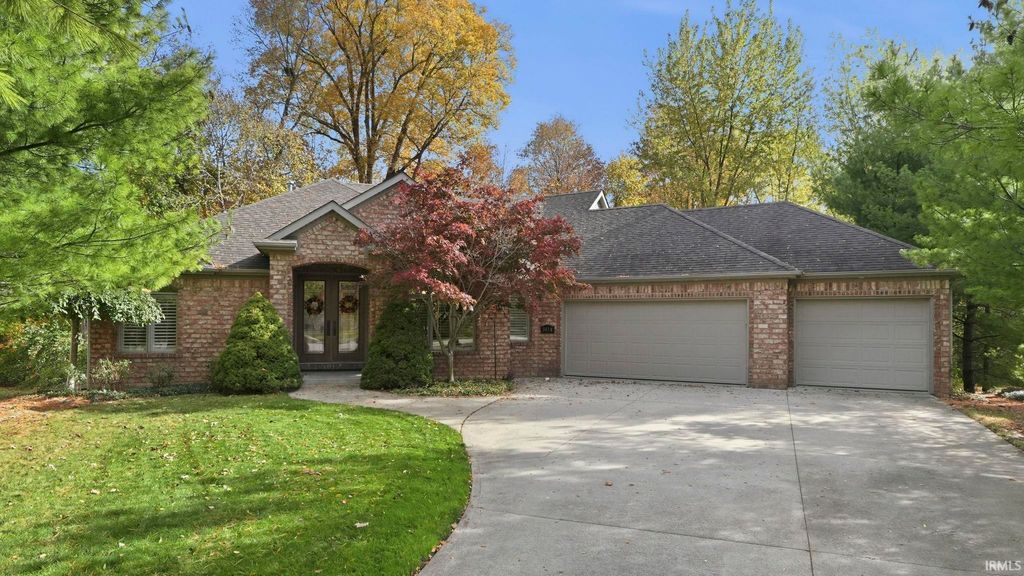 Photo of 3438 Buckeye Run, Fort Wayne, IN 46814 (MLS # 202545250)