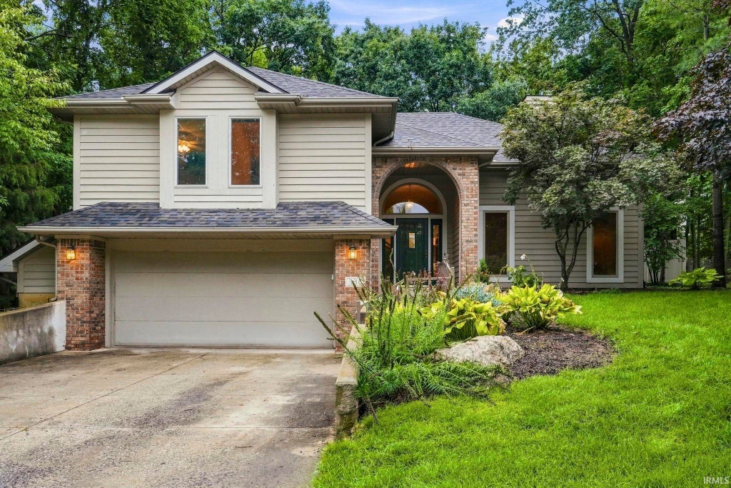 Photo of 335 Northwest Passage Trail, Fort Wayne, IN 46825 (MLS # 202633363)