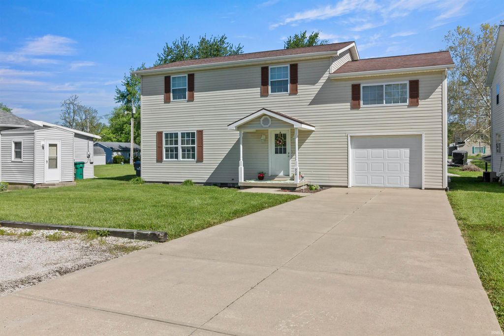 Photo of 328 W Jefferson Street, Upland, IN 46989 (MLS # 202617673)