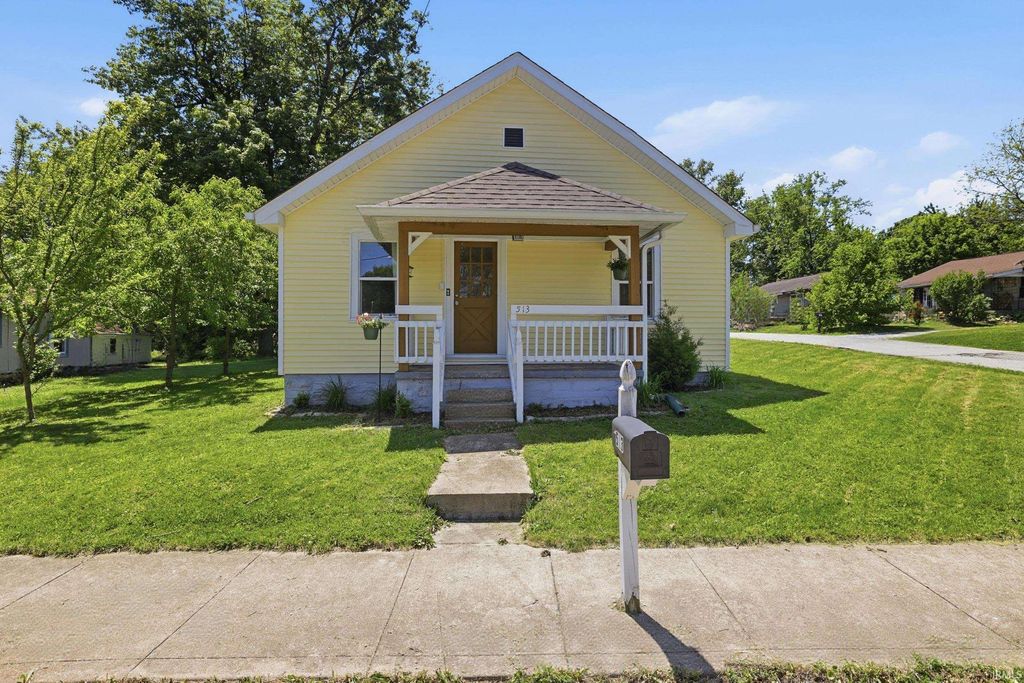 Photo of 513 W Coolidge Drive, Bloomington, IN 47403 (MLS # 202617968)