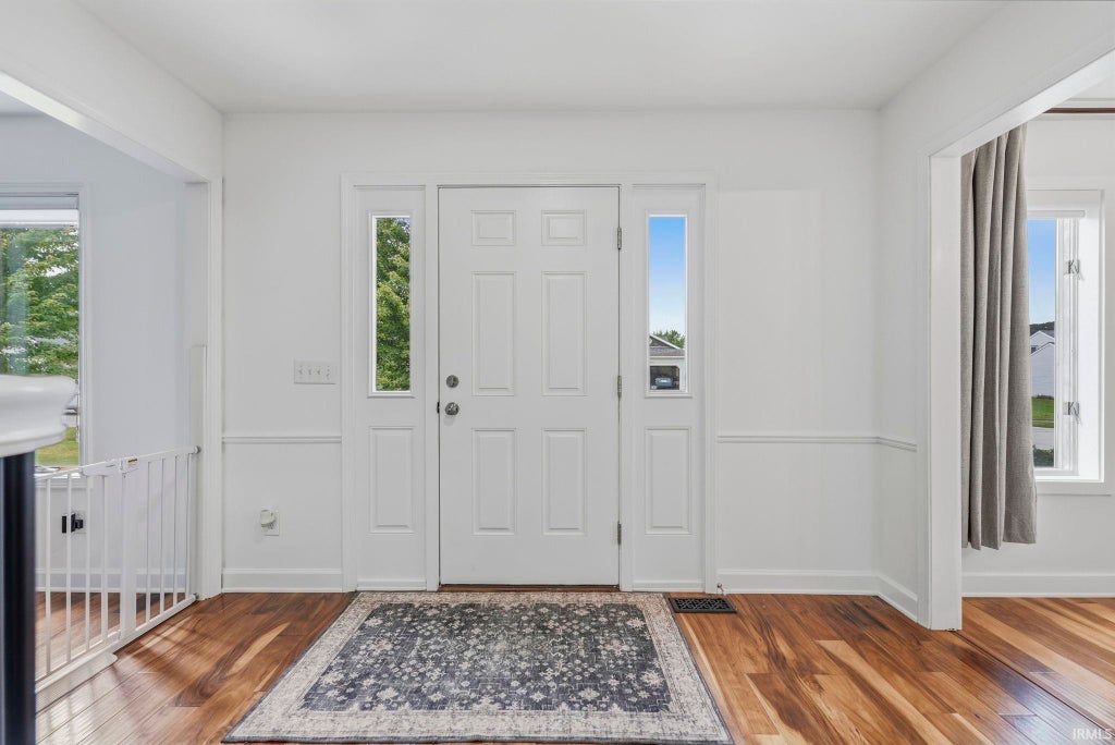 Photo of 7832 Hidden Hills Place, Fort Wayne, IN 46825 (MLS # 202637993)