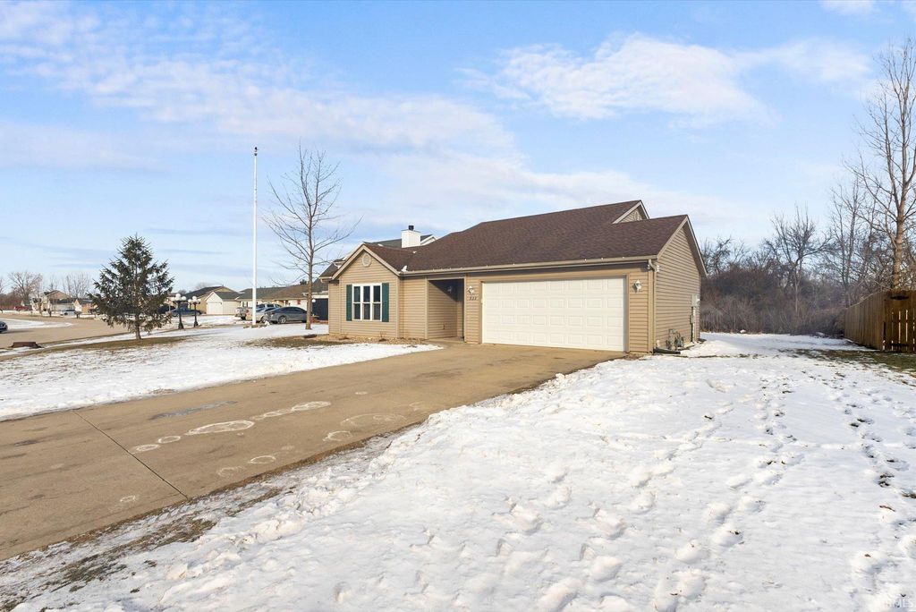 Photo of 533 W Liberty Street, Butler, IN 46721 (MLS # 202602641)