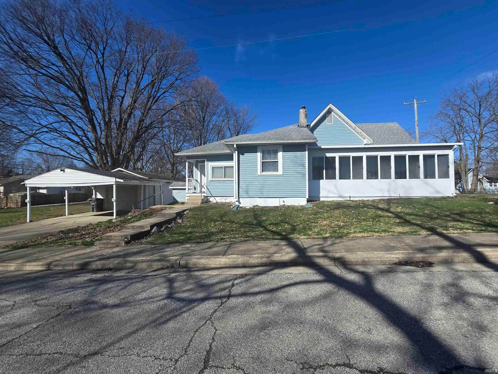 Photo of 935 E MONROE Street, Kokomo, IN 46902 (MLS # 202609056)