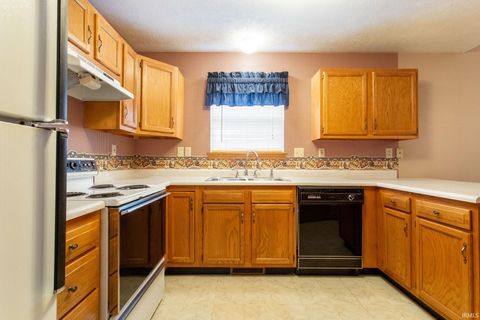 Tiny photo for 1 Goldersgreen Drive, Lafayette, IN 47905 (MLS # 202608828)