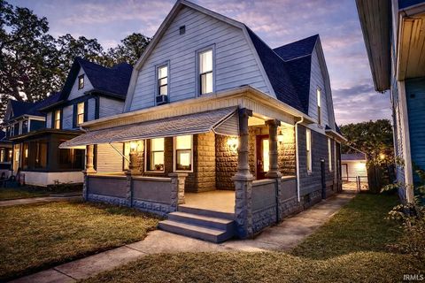 Photo of 3224 Broadway, Fort Wayne, IN 46807 (MLS # 202608712)