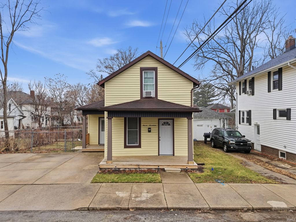 Photo of 1117 3rd Street, Fort Wayne, IN 46808 (MLS # 202607141)