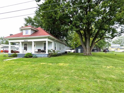 Photo of 602 Ohio Street, Michigantown, IN 46057 (MLS # 202619908)