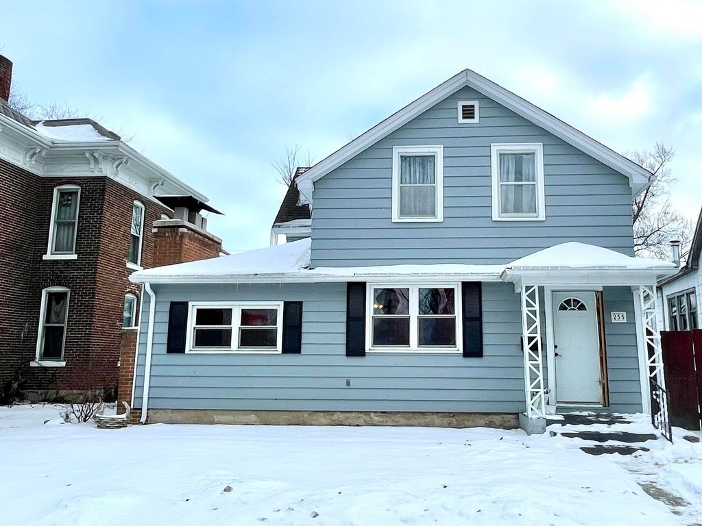 Photo of 255 W Main Street, Peru, IN 46970 (MLS # 202603711)