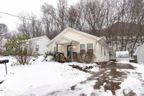 Photo of 825 S 2nd Street, Lafayette, IN 47905 (MLS # 202547712)