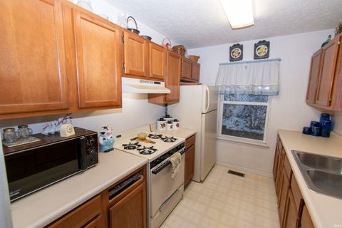 Tiny photo for 825 S 2nd Street, Lafayette, IN 47905 (MLS # 202547712)