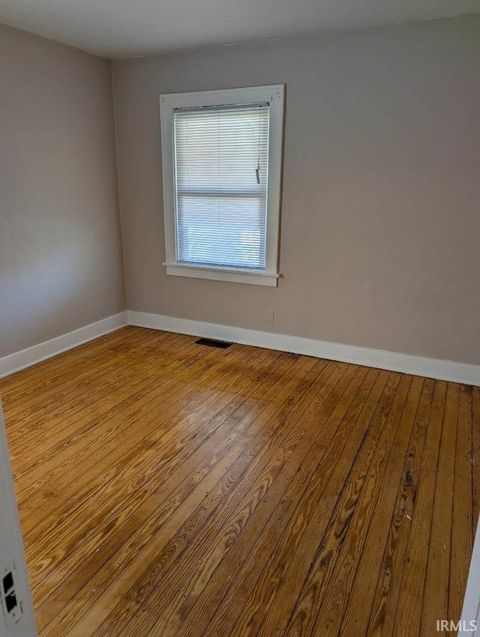 Tiny photo for 2914 Prast Boulevard, South Bend, IN 46628 (MLS # 202617760)