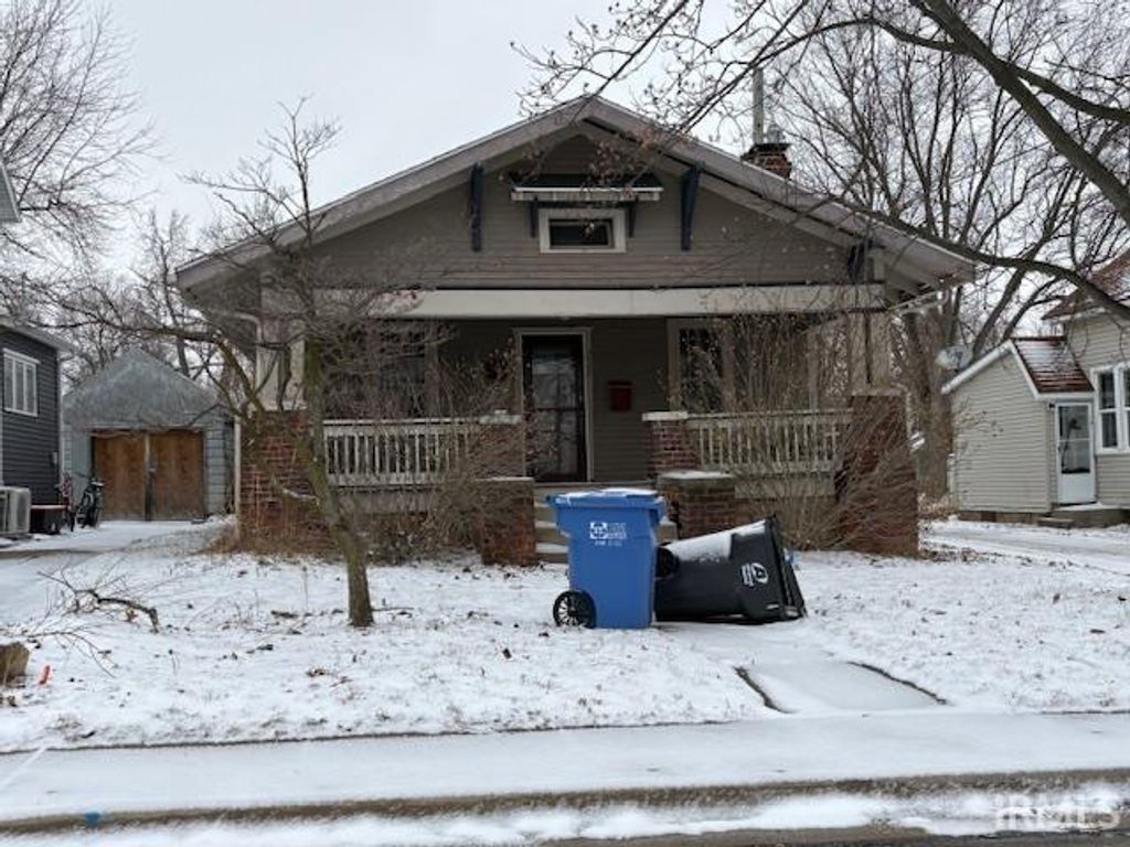 Photo of 207 E Jackson Street, Columbia City, IN 46725 (MLS # 202600129)