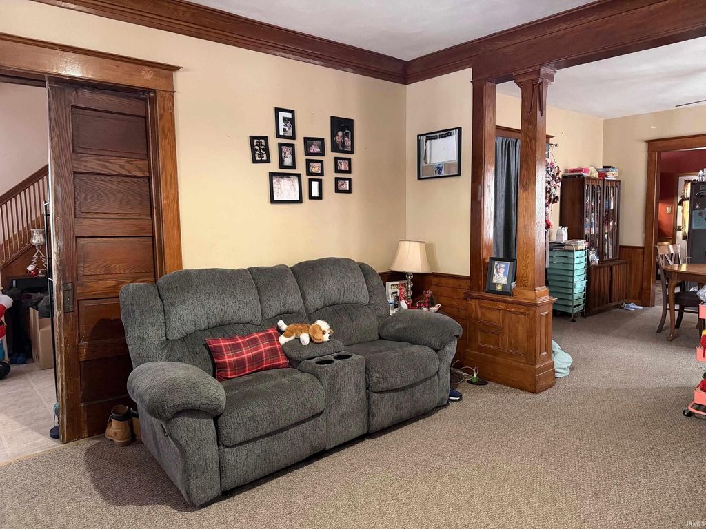 Photo of 1126 Edwardsburg Avenue, Elkhart, IN 46516 (MLS # 202548617)