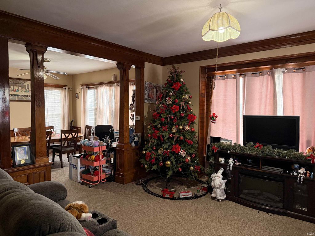 Photo of 1126 Edwardsburg Avenue, Elkhart, IN 46516 (MLS # 202548617)