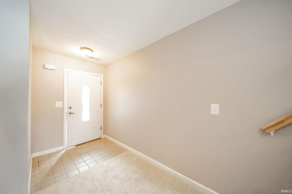 Photo of 3622 N Lakeside Drive, Muncie, IN 47304 (MLS # 202603824)