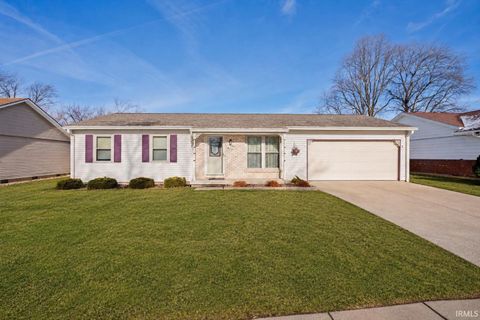 Photo of 1904 Sherwood Drive, Kokomo, IN 46902 (MLS # 202613874)