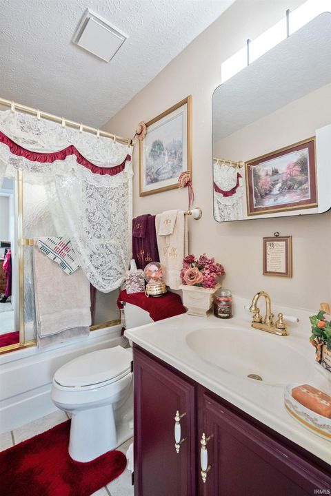 Tiny photo for 1904 Sherwood Drive, Kokomo, IN 46902 (MLS # 202613874)