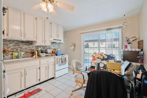 Tiny photo for 1904 Sherwood Drive, Kokomo, IN 46902 (MLS # 202613874)