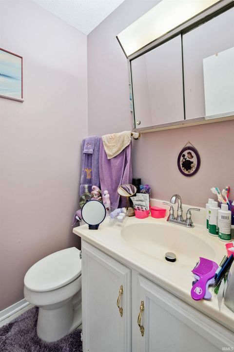 Tiny photo for 1904 Sherwood Drive, Kokomo, IN 46902 (MLS # 202613874)