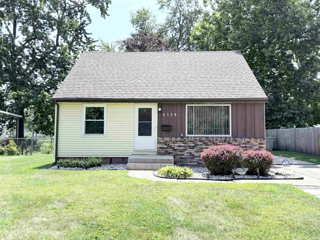 Photo of 4528 W Linden Avenue, South Bend, IN 46619 (MLS # 202630875)