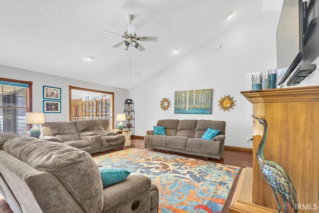 5887 W Leonard Springs Road