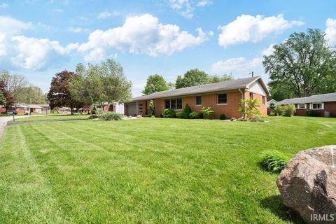 Tiny photo for 215 Holiday Lane, Greentown, IN 46936 (MLS # 202616649)