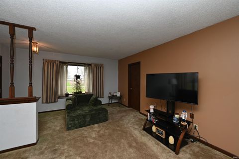 Tiny photo for 5110 W 400 N., Winamac, IN 46996 (MLS # 202618609)