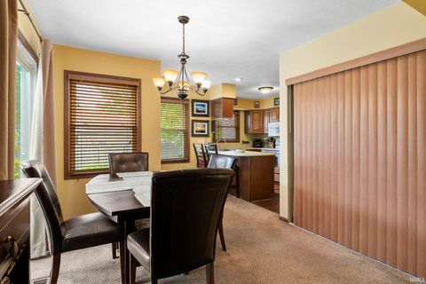 Tiny photo for 525 Wellington Court, Lafayette, IN 47904 (MLS # 202617307)