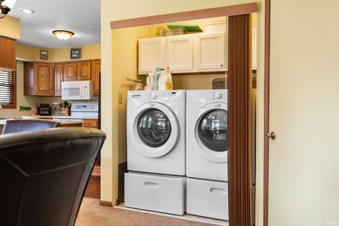 Tiny photo for 525 Wellington Court, Lafayette, IN 47904 (MLS # 202617307)