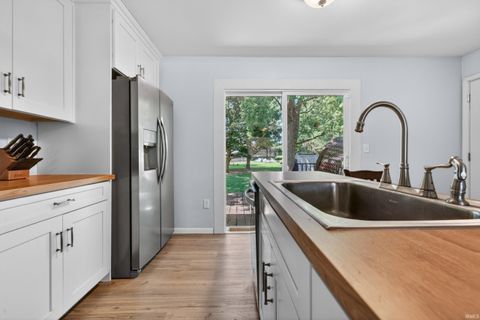 Tiny photo for 602 ELLIOTT Court, Greentown, IN 46936 (MLS # 202621324)
