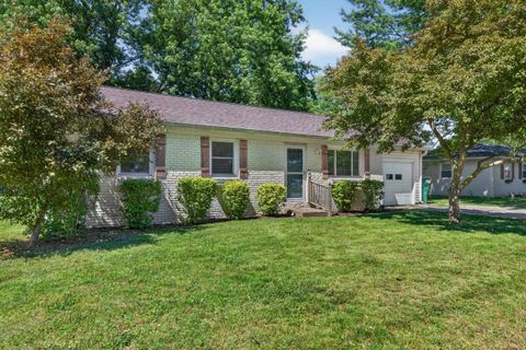 Tiny photo for 602 ELLIOTT Court, Greentown, IN 46936 (MLS # 202621324)