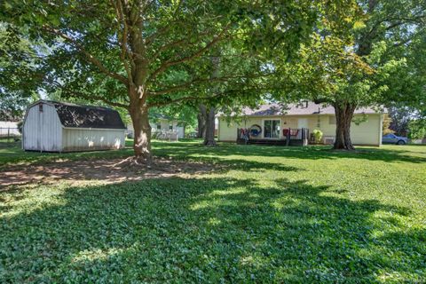 Tiny photo for 602 ELLIOTT Court, Greentown, IN 46936 (MLS # 202621324)