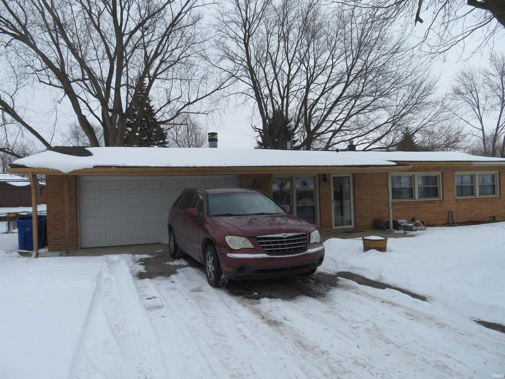 Photo of 1228 MEADOWBROOK Drive, Kokomo, IN 46902 (MLS # 202603881)