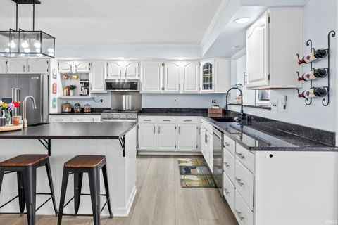 Tiny photo for 2131 E 430 S Road, Lafayette, IN 47909 (MLS # 202611044)