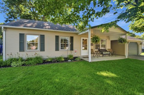 Photo of 20 Kenilworth Court, Lafayette, IN 47909 (MLS # 202624981)