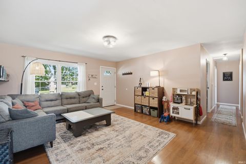 Tiny photo for 20 Kenilworth Court, Lafayette, IN 47909 (MLS # 202624981)