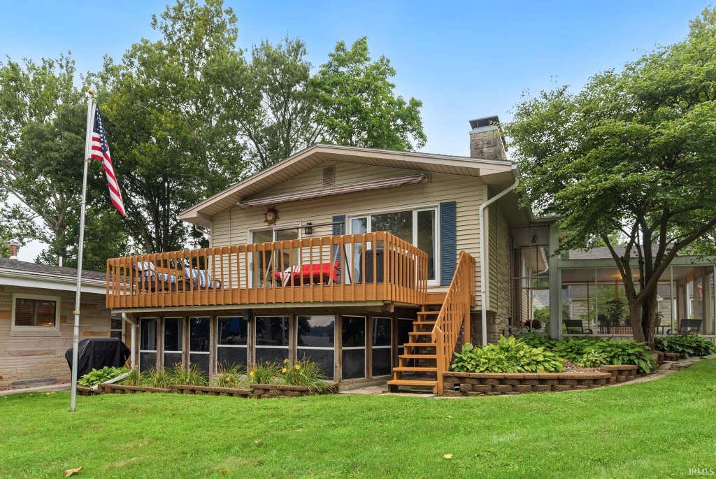 Photo of 8129 E Wade Lane, North Webster, IN 46555 (MLS # 202633432)