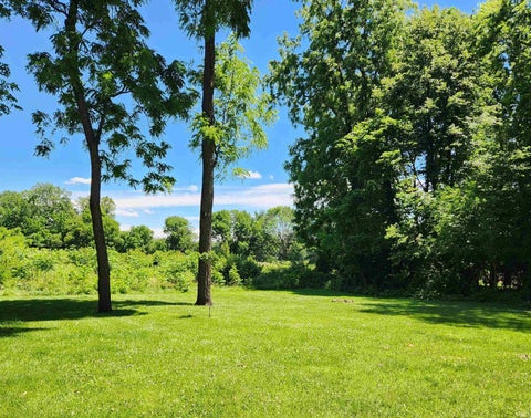 Tiny photo for 6999 E Tee Trail, Syracuse, IN 46567 (MLS # 202644908)
