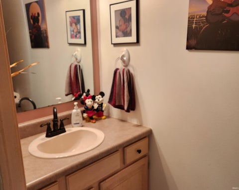 Tiny photo for 6999 E Tee Trail, Syracuse, IN 46567 (MLS # 202644908)
